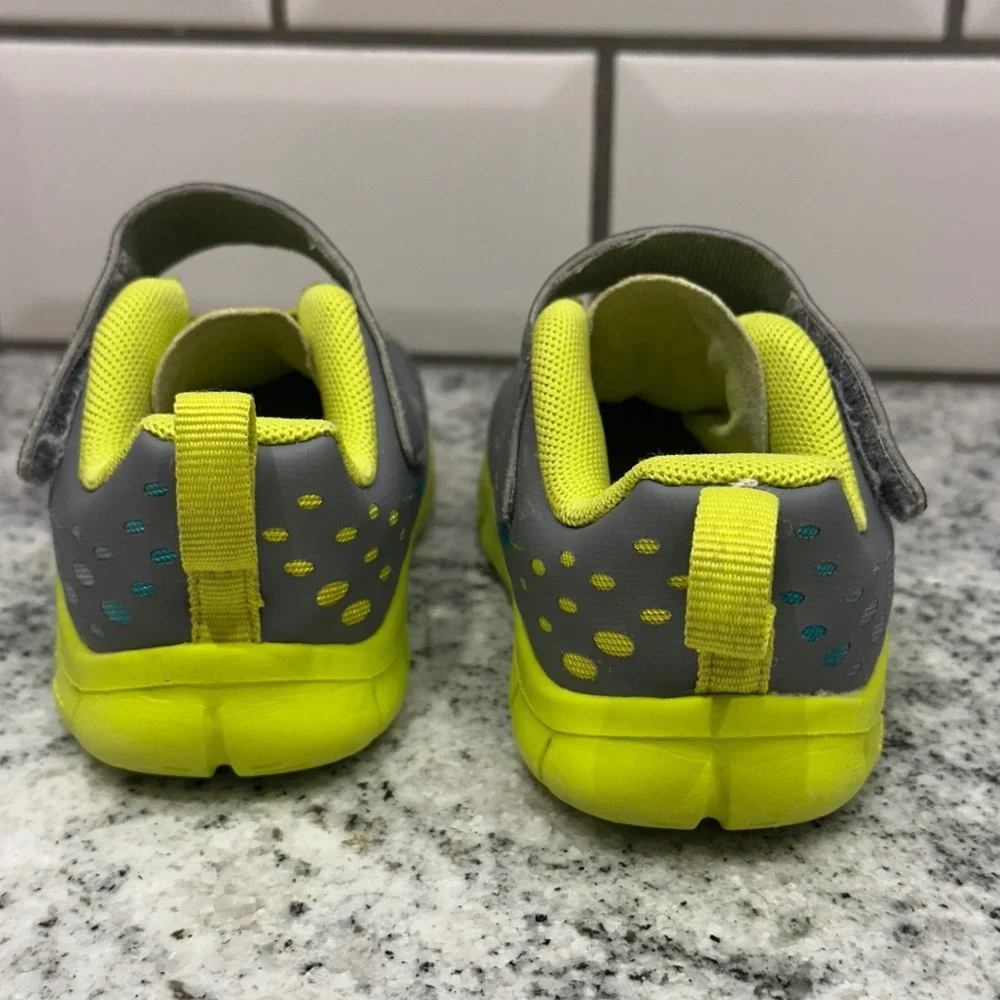 Nike Free‎ RN Toddler Shoes Gray Neon Yellow Teal Swoosh Hook Loop Size 7C